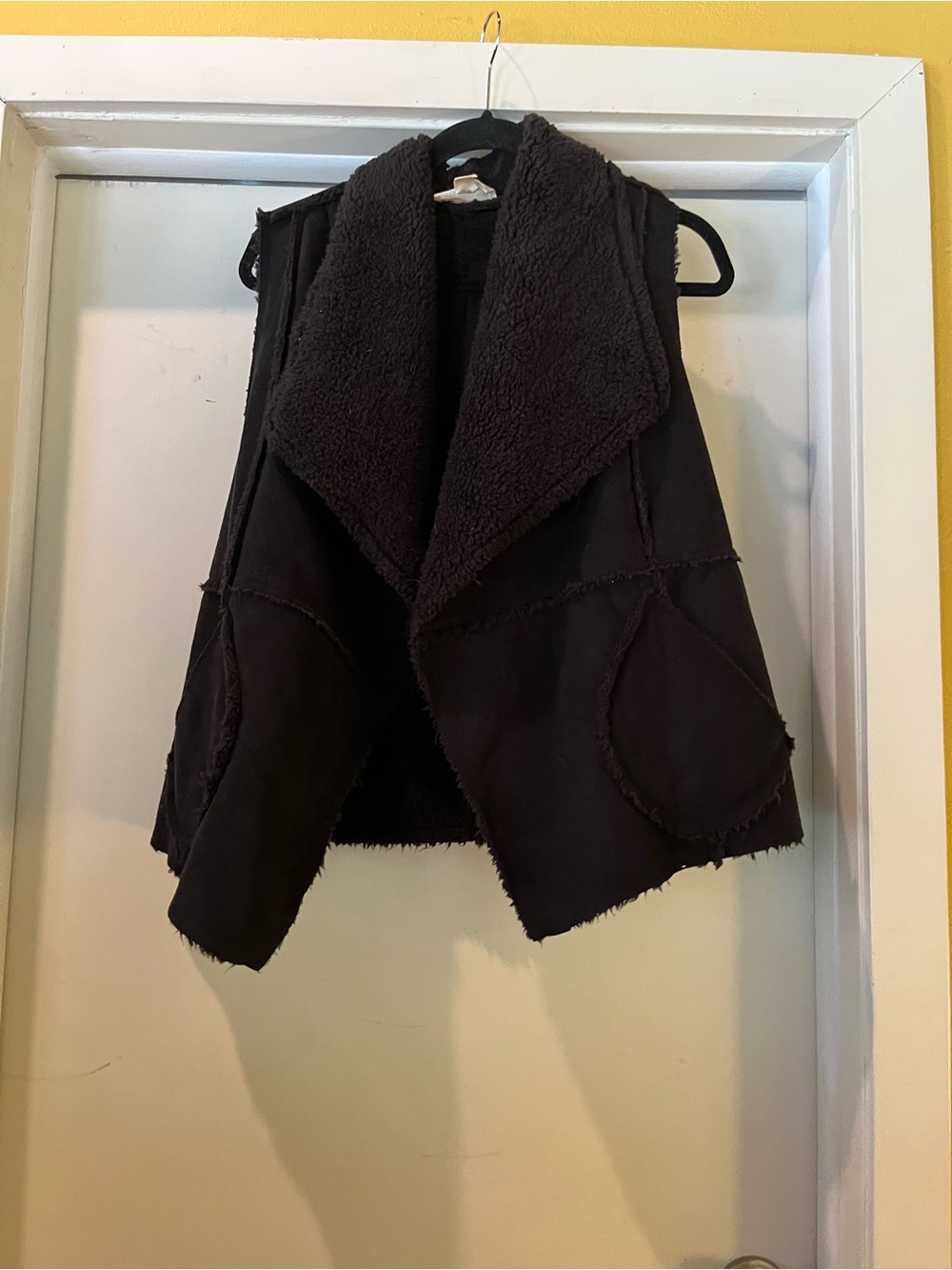 Caslon Black Faux-Shearling Open Drape Vest
